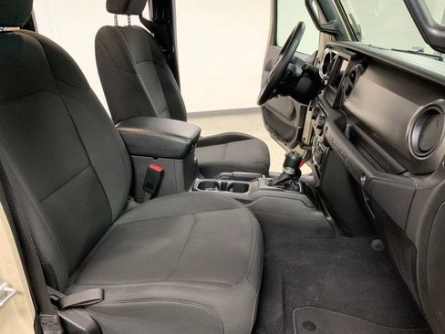 Used 2022 Jeep Wrangler Unlimited Sport AWD/4WD image 12