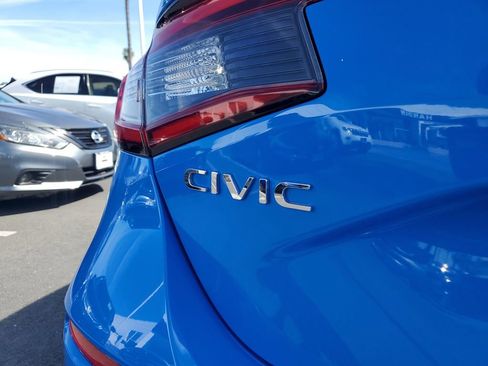 Used 2024 Honda Civic Sport image 8