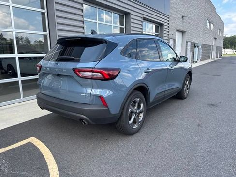 Used 2025 Ford Escape ST-Line Select AWD/4WD image 3