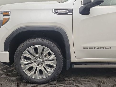 Used 2020 GMC Sierra 1500 Denali w/ Denali Ultimate Package image 9