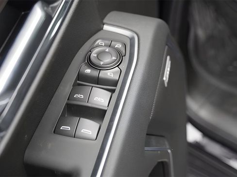 New 2026 GMC Sierra 1500 SLT image 22