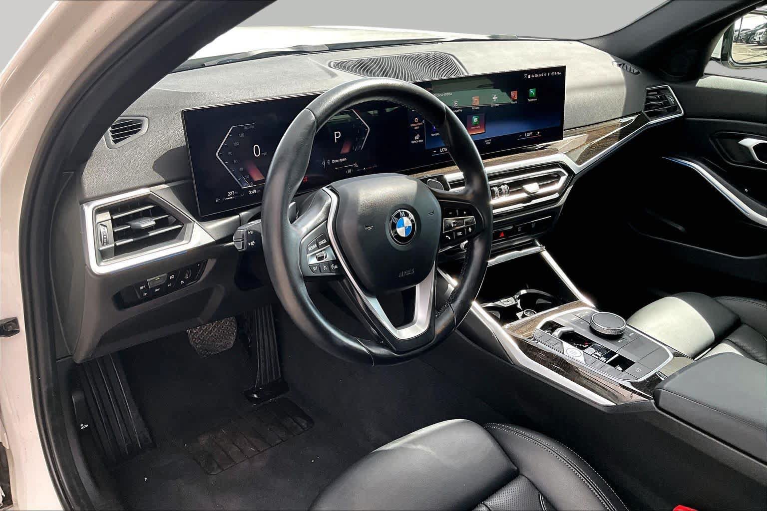 Used 2023 BMW 330i Sedan w/ Driving Assistance Package RWD image 18