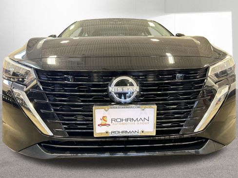 Used 2024 Nissan Sentra SV FWD image 24