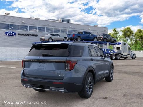 New 2026 Ford Explorer Active w/ Active Comfort Package AWD/4WD image 8