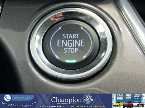 Certified 2025 Chevrolet Trax ACTIV FWD image 26