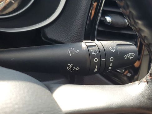 Used 2020 Jeep Compass Limited w/ Safety & Security Group image 16