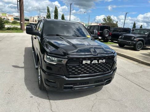 Used 2025 RAM 1500 Big Horn AWD/4WD image 25