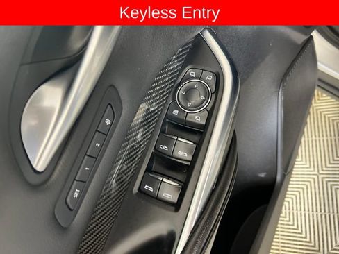 Used 2022 Cadillac XT4 Sport w/ Enhanced Visibility Package FWD image 12