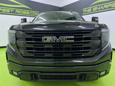 Used 2024 GMC Sierra 1500 Elevation w/ X31 Off-Road Package AWD/4WD image 3