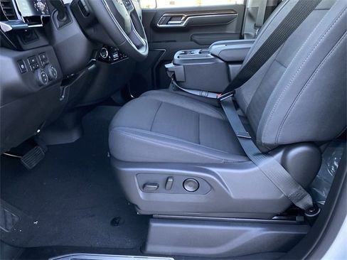 New 2026 Chevrolet Silverado 1500 LT image 24