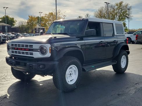 New 2025 Ford Bronco Heritage Edition image 8