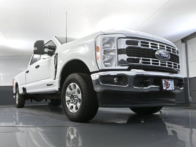 Used 2023 Ford F250 XLT AWD/4WD image 41