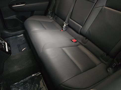 Used 2025 Toyota Crown Signia w/ Advanced Technology Package AWD/4WD image 17