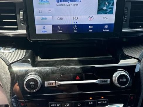 Used 2024 Ford Explorer ST-Line w/ Class IV Trailer Tow Package AWD/4WD image 20