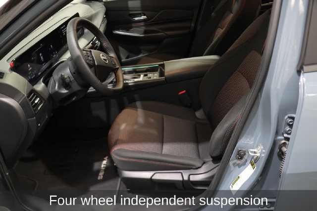 Used 2026 Nissan Sentra SR w/ Floor Mat Package FWD image 11