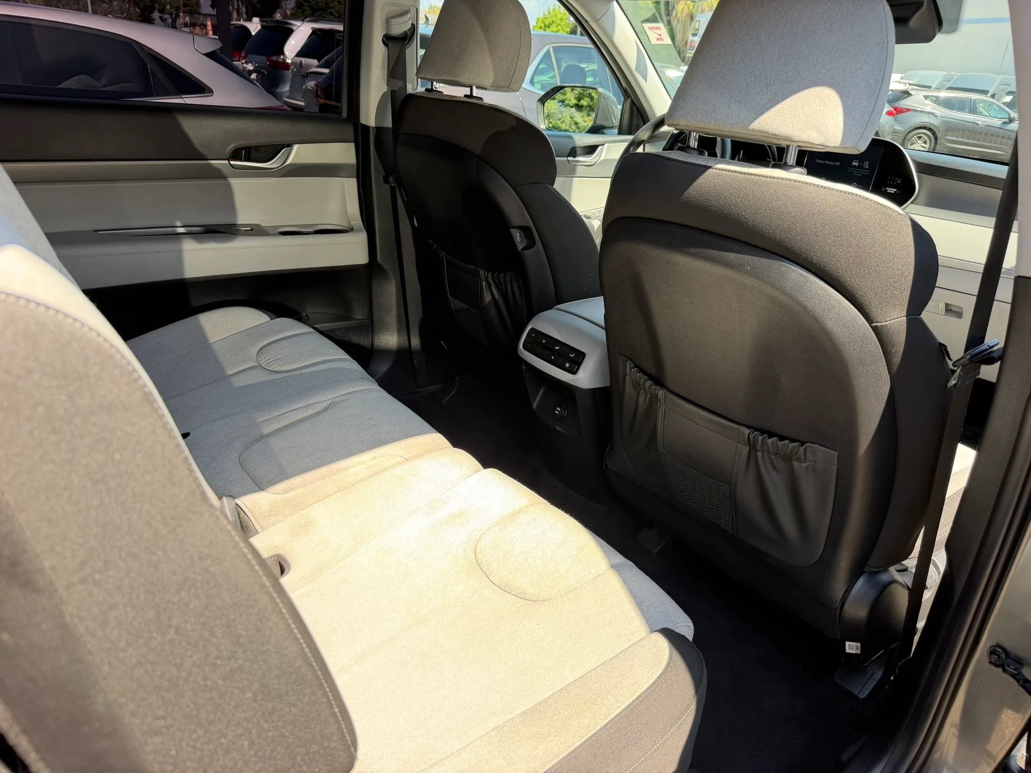 Used 2021 Hyundai Palisade SE FWD image 18