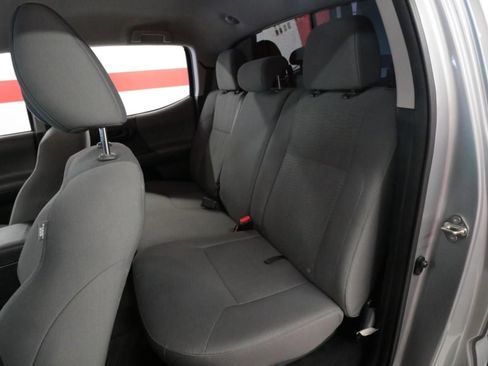 Used 2018 Toyota Tacoma SR5 image 12