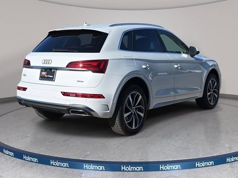 Certified 2023 Audi Q5 2.0T Premium w/ Convenience Package image 3