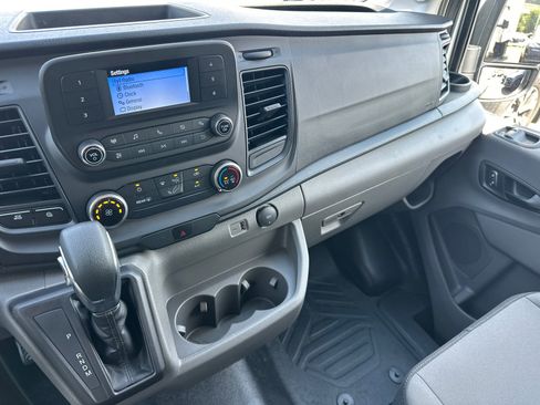 Used 2025 Ford Transit 350 XL image 28
