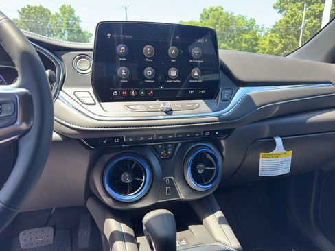 New 2026 Chevrolet Blazer RS w/ LPO, Floor Liner Package FWD image 19