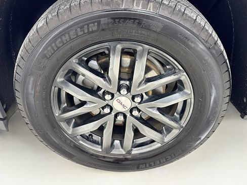 Used 2017 GMC Acadia SLT FWD image 40