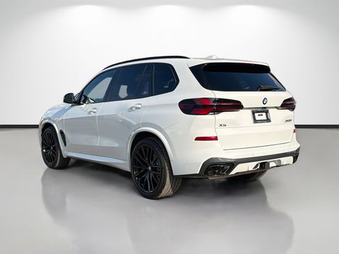 New 2026 BMW X5 M60i image 5