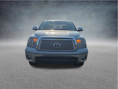 Used 2012 Toyota Tundra Limited w/ Platinum Pkg AWD/4WD image 16
