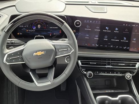 New 2026 Chevrolet Traverse High Country image 13