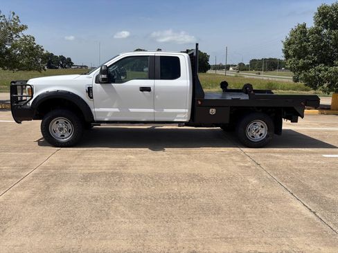 Used 2017 Ford F350 XL AWD/4WD image 2