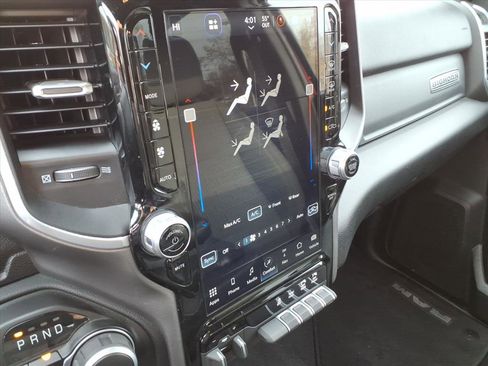 Used 2024 RAM 2500 Big Horn w/ Night Edition image 27