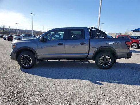 Used 2021 Nissan Titan PRO-4X w/ Pro-4x Convenience Package image 7