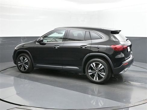 New 2025 Mercedes-Benz GLA 250 image 4