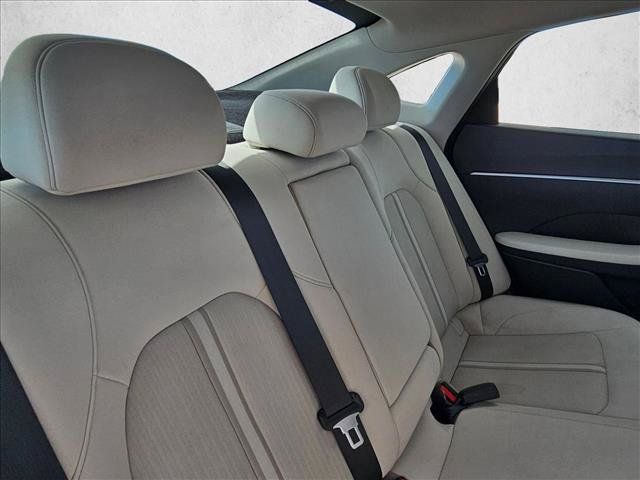 Used 2025 Hyundai Sonata SEL FWD image 12