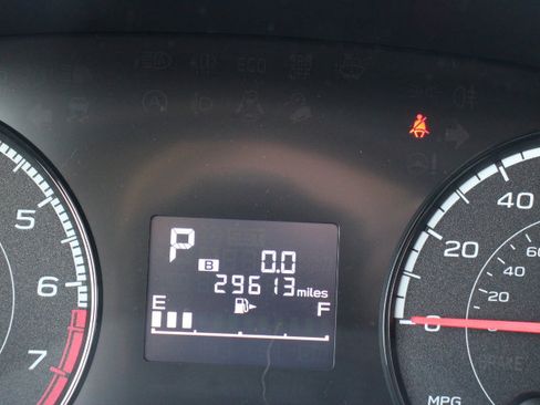 Used 2019 Subaru Crosstrek 2.0i Premium image 28