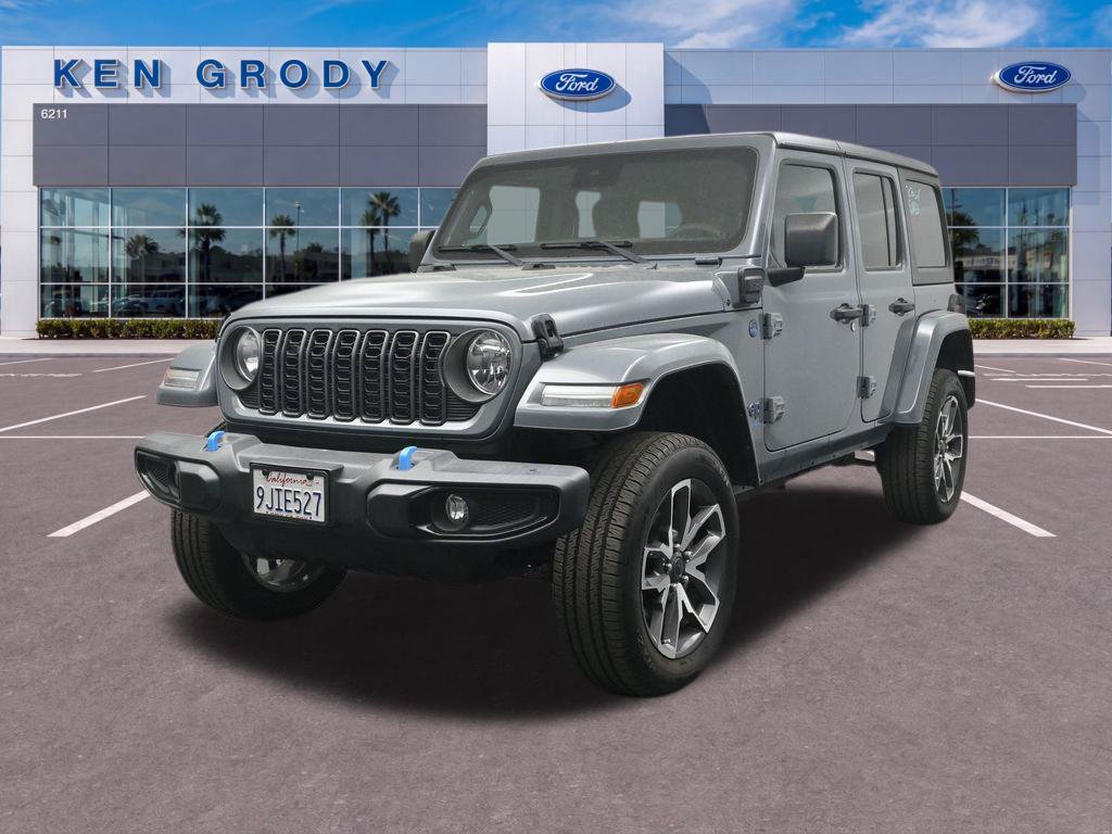 Used 2024 Jeep Wrangler Unlimited AWD/4WD image 7