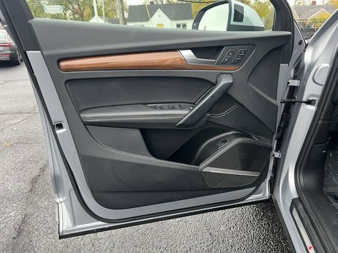 Used 2023 Audi Q5 2.0T Premium Plus w/ Premium Plus Package image 12