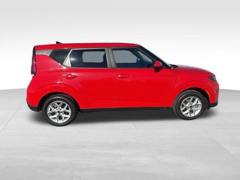 Used 2024 Kia Soul LX w/ Option Group 015 image 9