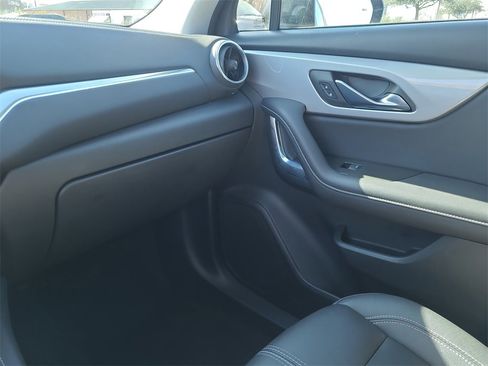 Used 2023 Chevrolet Blazer LT image 26