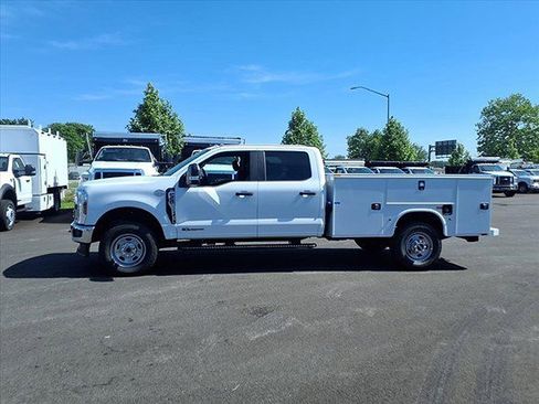 New 2026 Ford F350 XL w/ XL Chrome Package AWD/4WD image 4