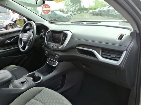 Certified 2024 GMC Terrain SLE AWD/4WD image 12