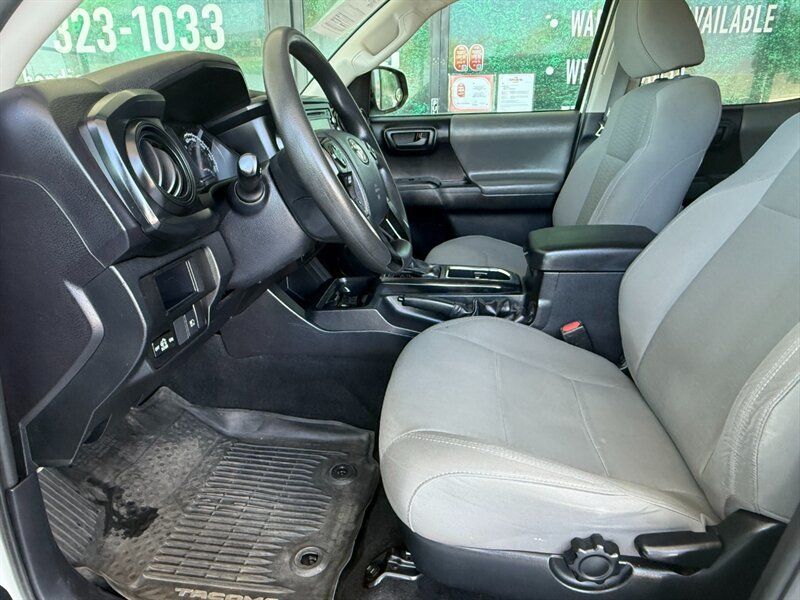 Used 2019 Toyota Tacoma SR AWD/4WD image 19