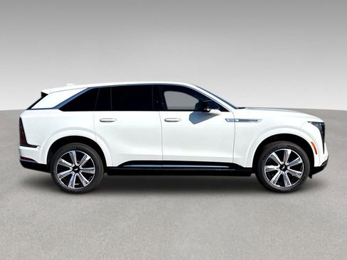 New 2025 Cadillac Escalade IQ Luxury 2 AWD/4WD image 39