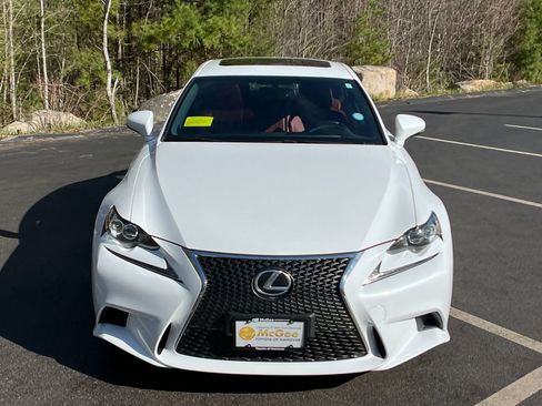 Used 2016 Lexus IS 300 AWD w/ F Sport Package image 8