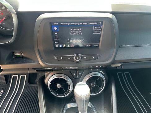 Used 2021 Chevrolet Camaro LT RWD image 23