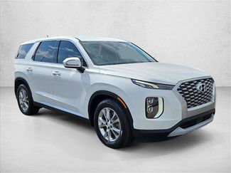 Used 2022 Hyundai Palisade SE video 3