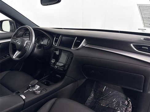 Used 2021 INFINITI QX50 Luxe w/ Appearance Package AWD/4WD image 43