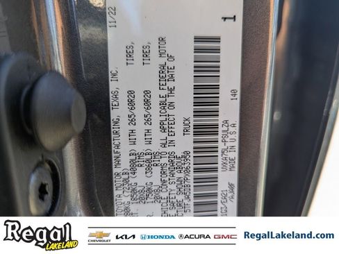 Used 2023 Toyota Tundra Limited image 33