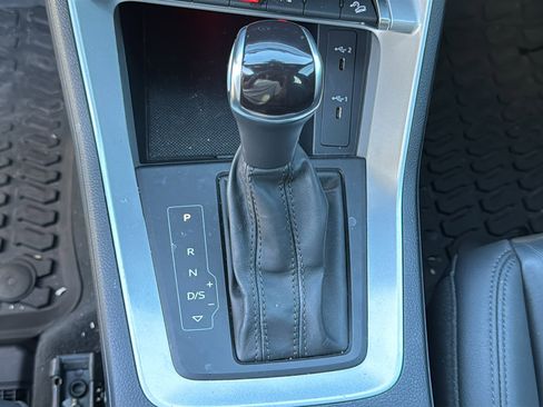 Used 2022 Audi Q3 2.0T Premium Plus image 21