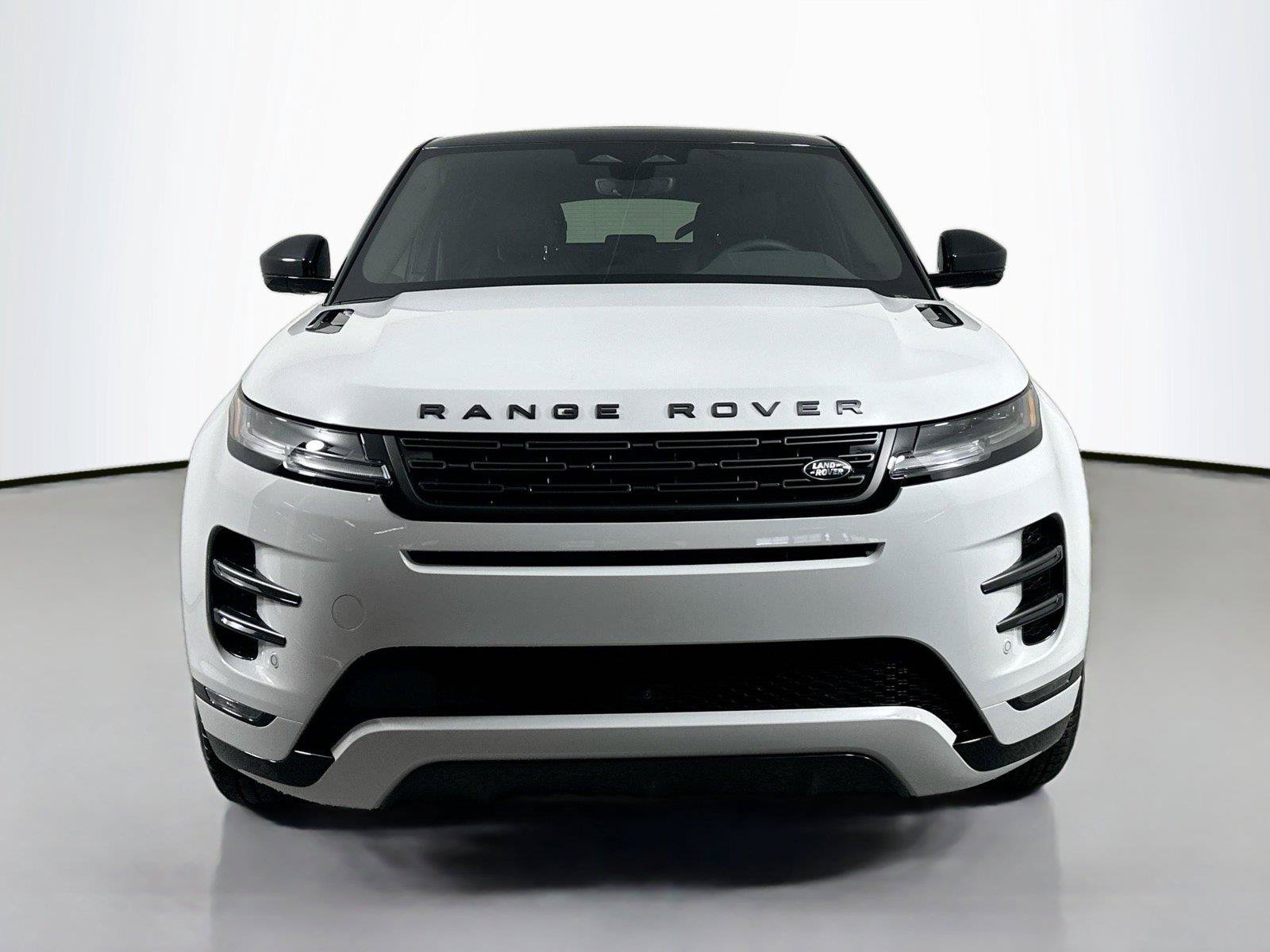 Certified 2026 Land Rover Range Rover Evoque Dynamic SE AWD/4WD image 2