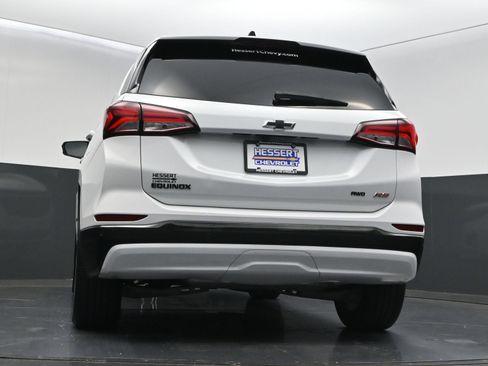 Used 2022 Chevrolet Equinox RS AWD/4WD image 42